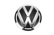 Volkswagen Tiguan 2016–2023 Sprednji emblem 2K5 853 600 (komplet) fotografija 2