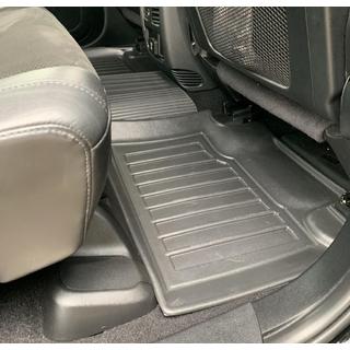 Stingray 3D avto preproge (5 kos, poliuretan) Jeep Grand Cherokee WK2 2010–2021 fotografija 4