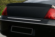 Peugeot 407 2004–2011 Nerjaveča zaščitna letvica roba prtljažnika Carmos - turško nerjaveče jeklo fotografija 1