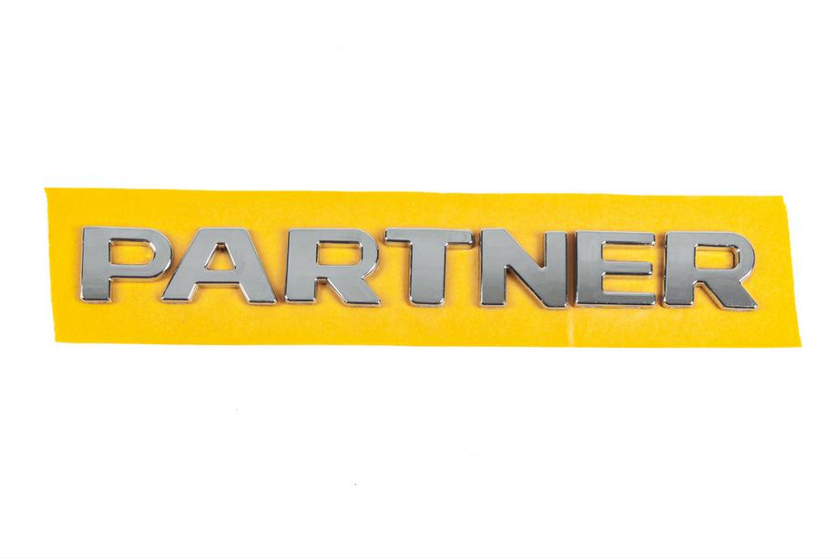 Peugeot Partner Tepee 2008–2018 Napis Partner (215 x 25 mm) Image