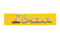 Seat Ibiza 2017– Napis Ibiza 6F0853687 (166 x 39 mm) fotografija 1
