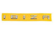 Seat Ibiza 2017– Napis Ibiza 6L6853687A (275 mm x 25 mm) fotografija 1