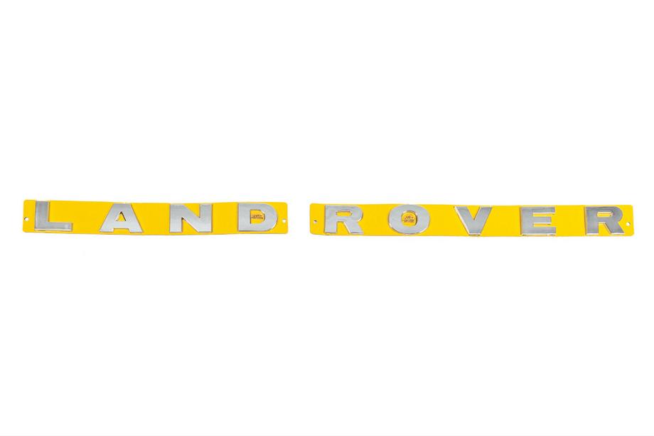 LandRover Range Rover Napis Land Rover (650 x 35 mm) Image