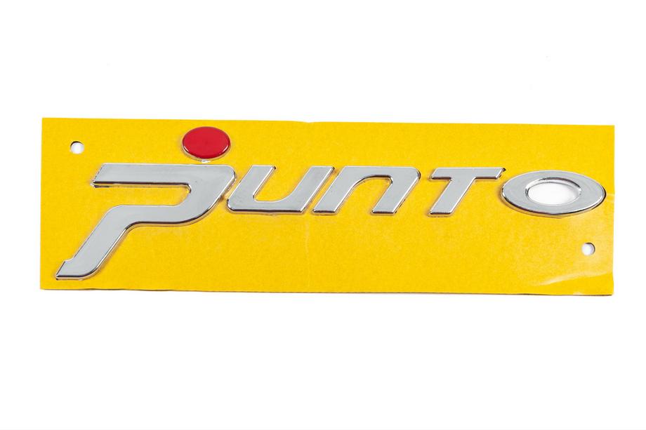 Fiat Grande Punto/Punto EVO 2006–2018 Napis Punto za Grande (rdeča pika, 1518b) Fotografija 1