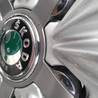 Skoda Nalepke za sredinske pokrovčke platišč 56 mm J1009 (4 kos) fotografija 3