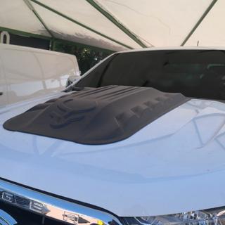 Obloga pokrova motorja V2 (ABS)
