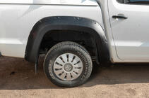 Volkswagen Amarok 2010–2022 Razširitve blatnikov EuroCap (ABS, vijačna montaža) fotografija 4