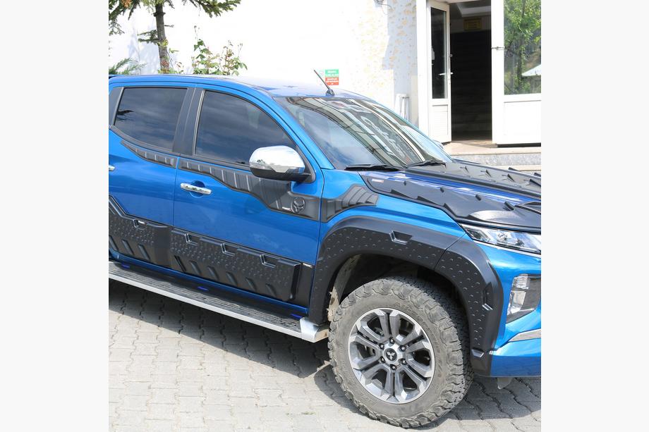 Mitsubishi L200 2015–2024 Razširitve kolesnih lokov V2 (2019+, EuroCap) Image