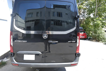 Mercedes Sprinter W907/W910 2018– Rob zadnjega stekla V-2 Carmos (2 kos, nerjavno jeklo) fotografija 4