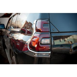 Obrobe zadnjih luči V2 (2 kos, 2018+) Toyota Land Cruiser Prado 150 2009–2023 fotografija 1
