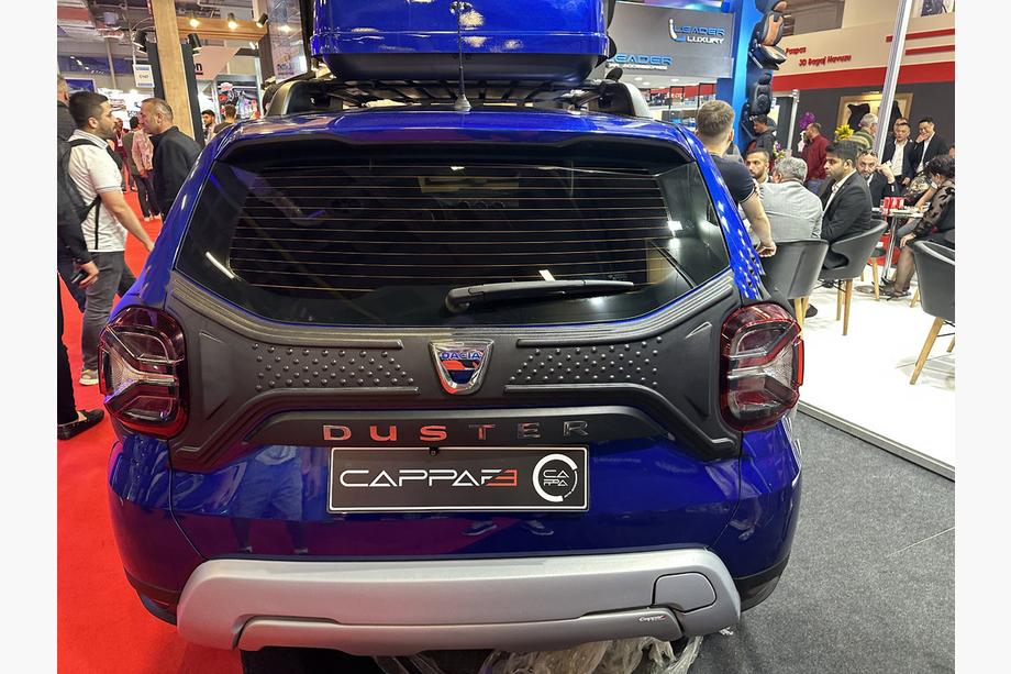 Dacia Duster 2018–2024 Plastična obloga pokrova prtljažnika (1 kos) Fotografija 2