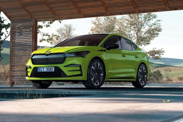 Električni športni križanec Skoda Enyaq Coupe RS iV 4x4