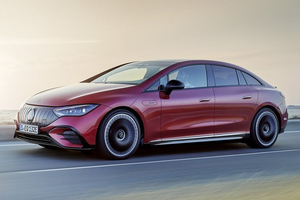 Pregled električne limuzine Mercedes-Benz EQE (V295)