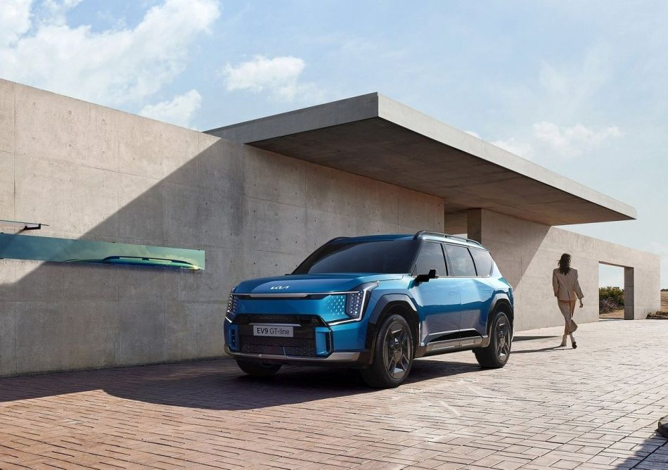 Sedemsedežni električni križanec Kia EV9