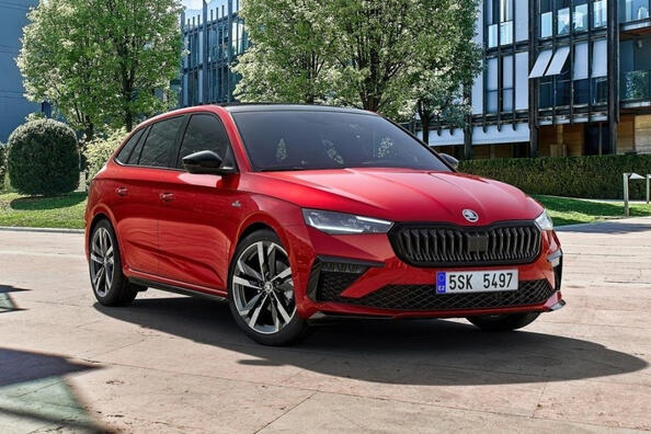 Test prenovljene kombilimuzine Skoda Scala
