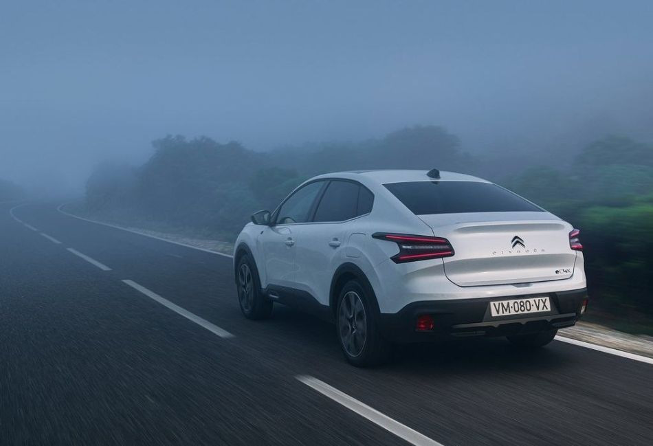 Test 'crossover' limuzine Citroen C4 X