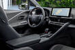 Pregled kompaktnega križanca Toyota C-HR druge generacije fotografija 6
