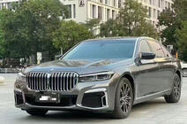 BMW serija 7 F01/F02 2008–2015 Restyling komplet za G12 M760 (z zamenjavo pokrova prtljažnika in zadnjih blatnikov) fotografija 4