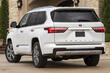 Tretja generacija SUV-ja Toyota Sequoia fotografija 4