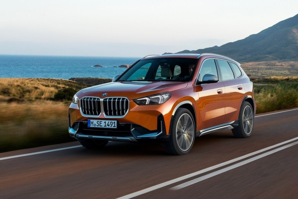 Pregled tretje generacije križanca BMW X1