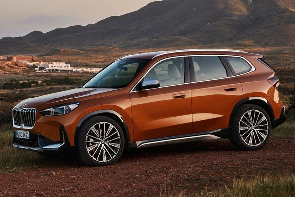 Pregled tretje generacije križanca BMW X1
