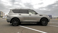 Nissan Armada 2016–2024 Bočne stopnice New Vision Grey (2 kos, aluminij) fotografija 4