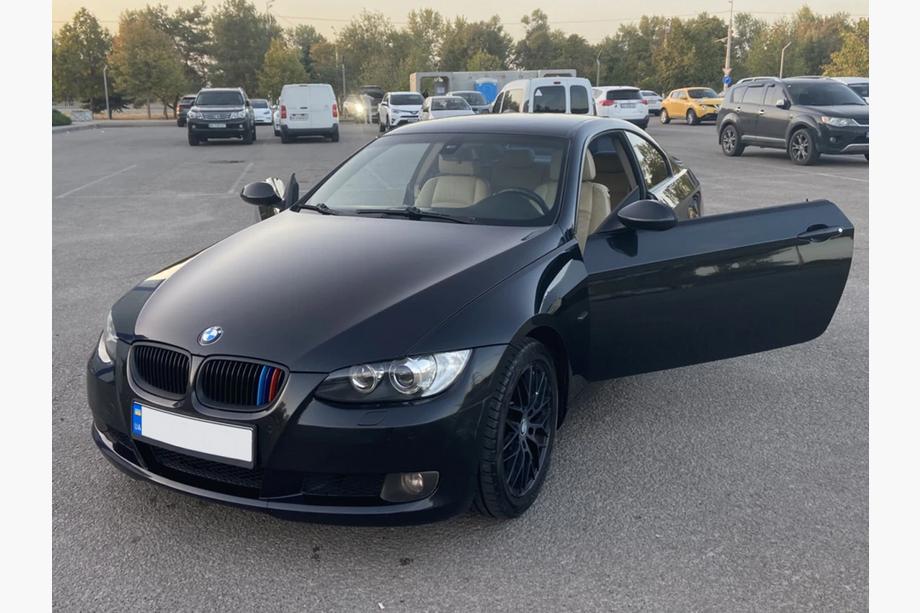 BMW serija 3 E92/E93 2006–2013 Ledvične maske za E92 (3 kosi) Image