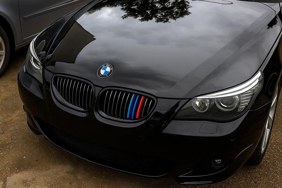BMW Serija 5 E60/E61 2003–2010 Ledvične rešetke (3 kosi) Image