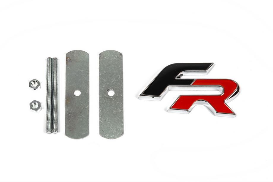Seat Kovinska značka za masko FR Image