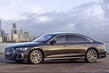 Test posodobljene štirikolesno gnane limuzine Audi A8 fotografija 2