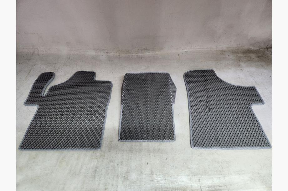 Mercedes Vito W639 2004–2014 Mercedes Vito W639 EVA gumijaste preproge (siva barva) 2+1, II. kakovost Image