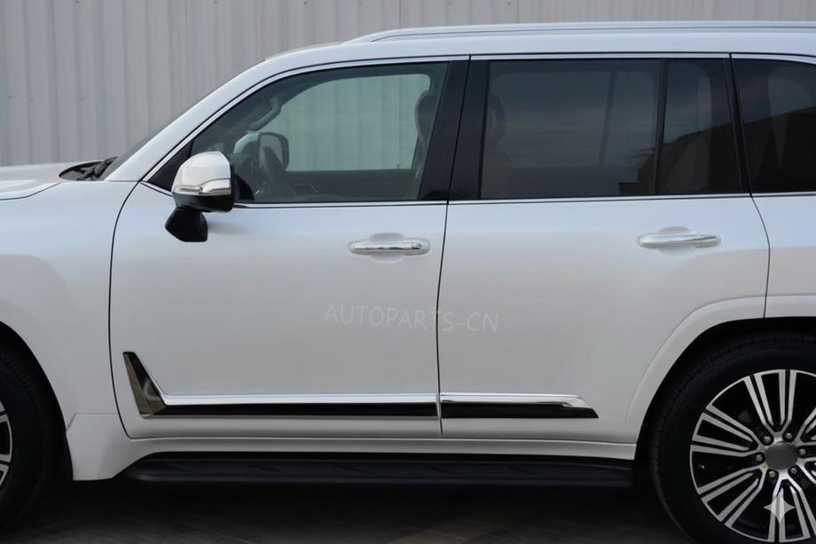 Lexus LX 500d/600 2022– Črne letvice za vrata F-Sport bela/črna (4 kos, ABS) Fotografija 3
