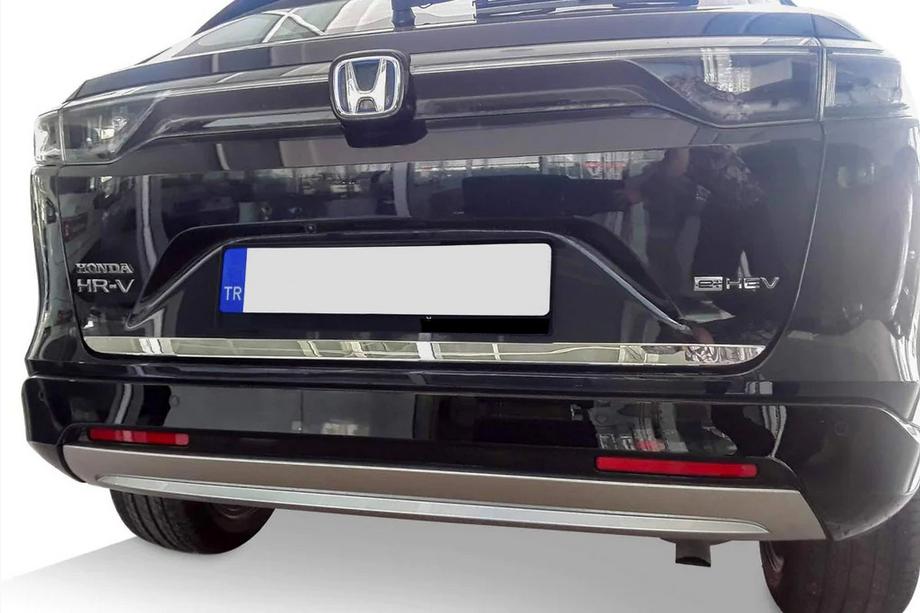 Honda eNP1 2022– Nerjaveča zaščitna letvica roba prtljažnika Image