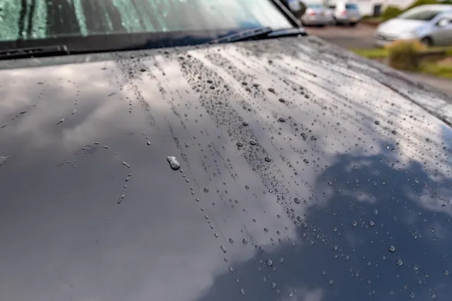 Kaj je hidrofobni premaz in kakšne so njegove prednosti
