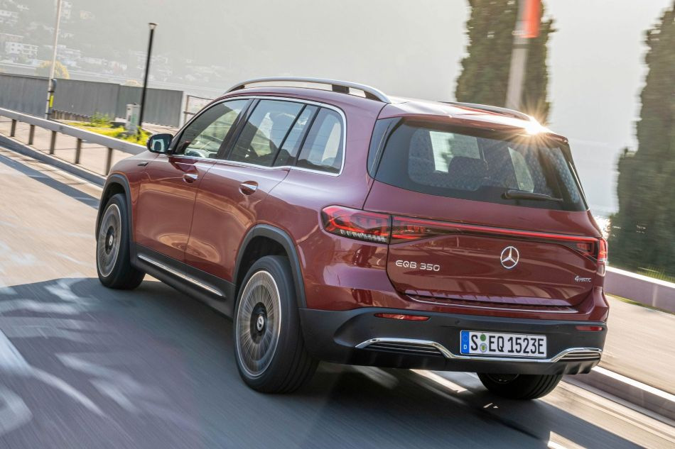 Mercedes-Benz EQB: eleganten električni crossover