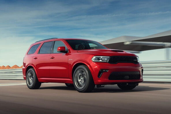 Test visokozmogljivega križanca Dodge Durango