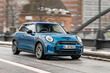 Test kompaktne električne kombilimuzine MINI Hatchback Electric fotografija 2