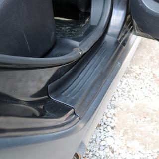 EuroCap zaščitne letve pragov (4 kos, ABS) Dacia Sandero 2013–2020 fotografija 3