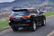 Toyota Fortuner: utelešenje sodobnega terenca fotografija 4