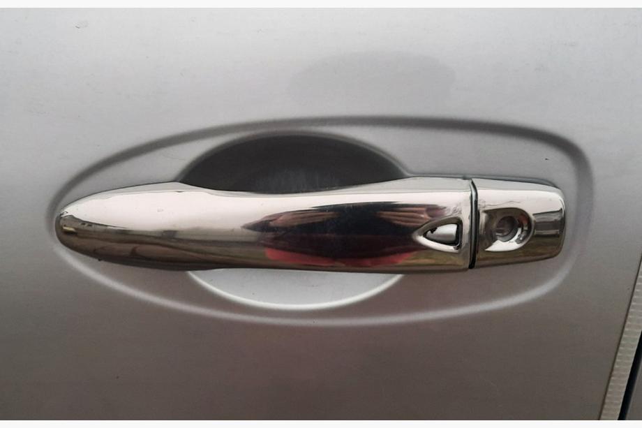 Renault Kadjar 2015–2022 Kromirane prevleke za kljuke vrat (4 kos) Fotografija 3