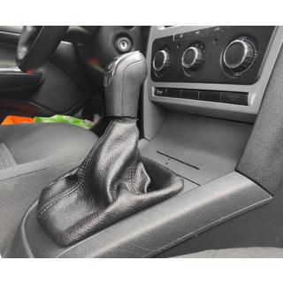 Usnjena manšeta prestavne ročice Skoda Octavia II A5 2010–2013 fotografija 1