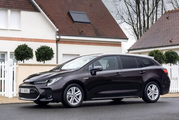 Suzuki Swace: praktičen karavan s hibridnim „srcem“