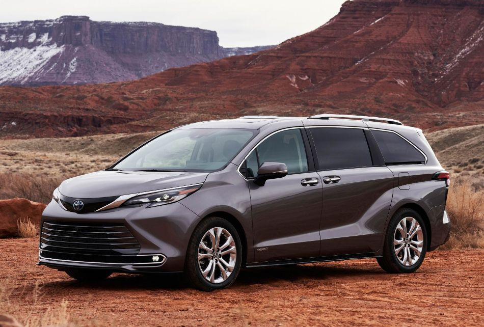 Pregled četrte generacije enoprostorca Toyota Sienna