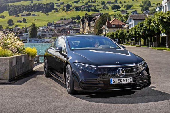 EQS: paradni električni model Mercedes-Benz