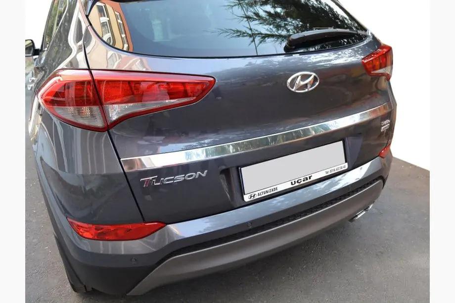Hyundai Tucson TL 2016–2021 Razprodaja Obrobna letvica nad registrsko tablico (2015–2018, zgornja, široka, nerjavno jeklo) Image