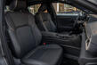 Pregled cross-limuzine Toyota Crown fotografija 6