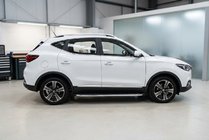 MG ZS 2017–2024 Stranske stopnice BlackLine (2 kos, aluminij) fotografija 1