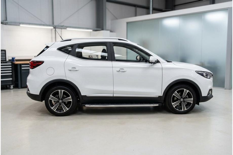 MG ZS 2017–2024 Stranske stopnice BlackLine (2 kos, aluminij) Image
