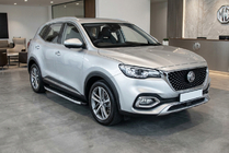 MG HS 2018– Bočne stopnice Fullmond (2 kos, aluminij) fotografija 1
