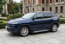Jeep Cherokee KL 2013– Stranske stopnice Rainbow (2 kos, aluminij) fotografija 1
